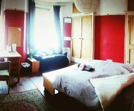 Fernleigh Homestay Bristol